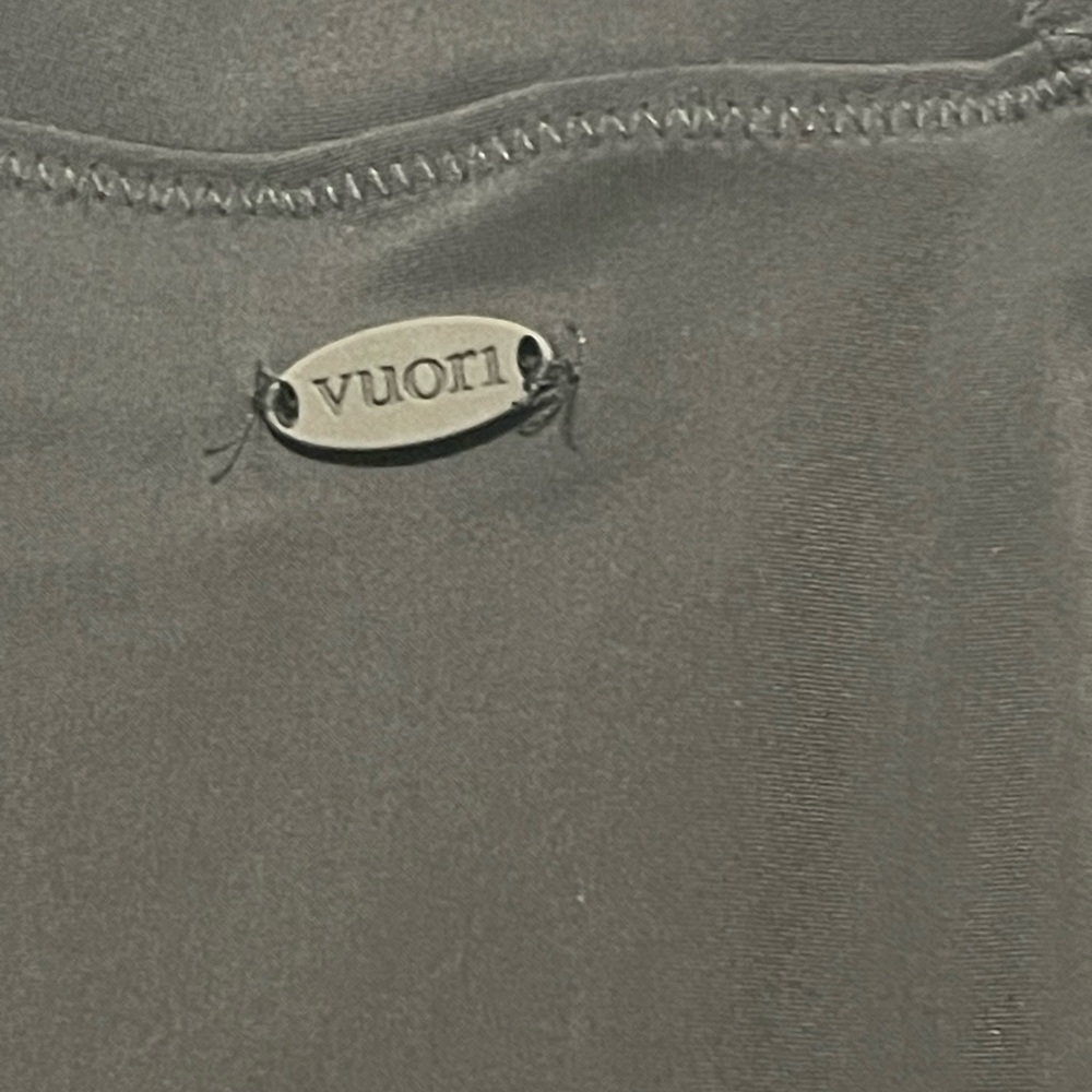 Vuori Long Sleeve Crush Rashguard - Picture 8 of 11